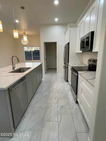 87 Avenida Pastor, Rio Rico, AZ 85648