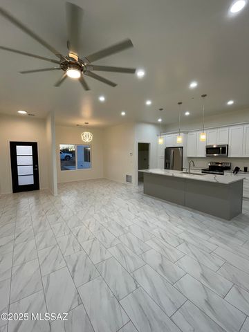 87 Avenida Pastor, Rio Rico, AZ 85648