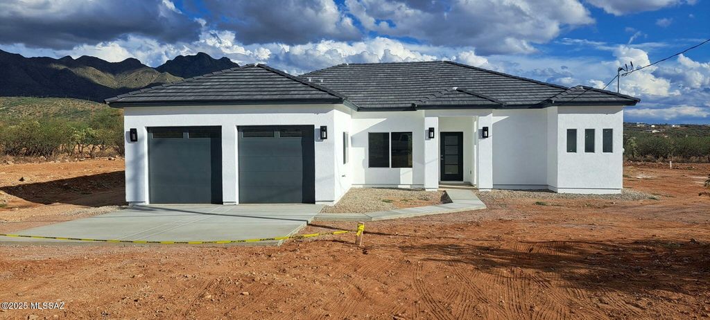 87 Avenida Pastor, Rio Rico, AZ 85648