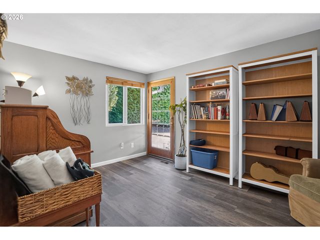 21383 S YEOMAN Rd, Beavercreek, OR 97004