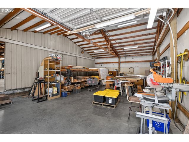 21383 S YEOMAN Rd, Beavercreek, OR 97004