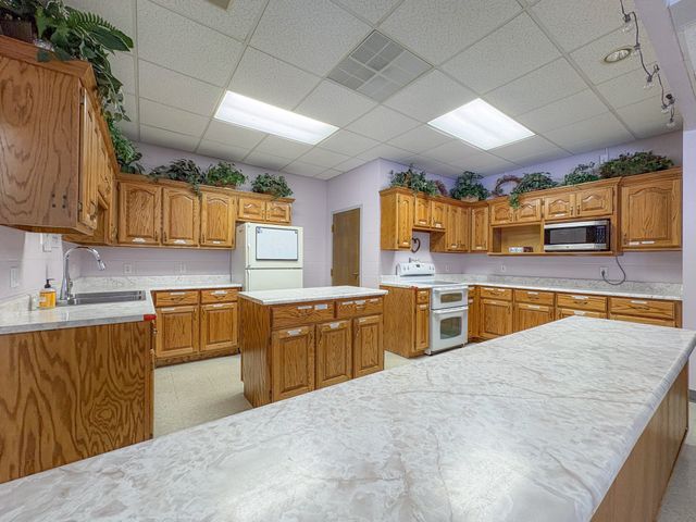 110 Hankins Rd, Hohenwald, TN 38462