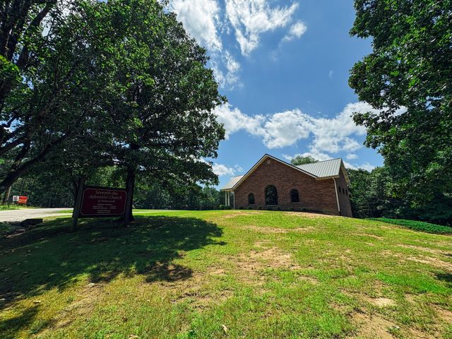 110 Hankins Rd, Hohenwald, TN 38462