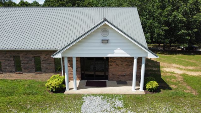 110 Hankins Rd, Hohenwald, TN 38462