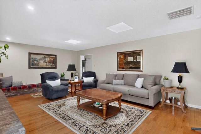 4600 Sunset Canyon Place NE, Albuquerque, NM 87111