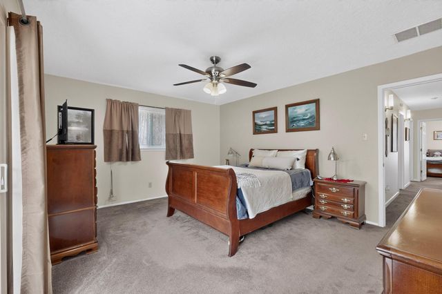 4600 Sunset Canyon Place NE, Albuquerque, NM 87111