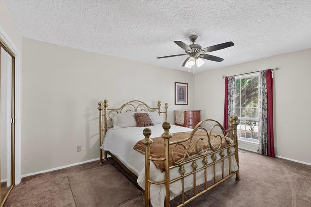 4600 Sunset Canyon Place NE, Albuquerque, NM 87111