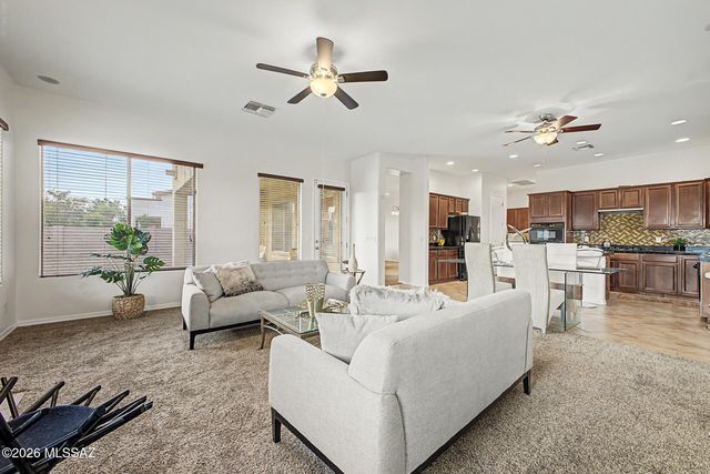 11937 N Prospect Point Place, Oro Valley, AZ 85737