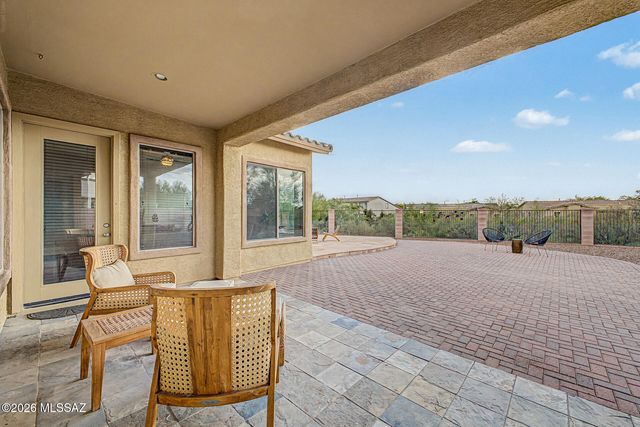 11937 N Prospect Point Place, Oro Valley, AZ 85737