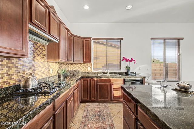 11937 N Prospect Point Place, Oro Valley, AZ 85737