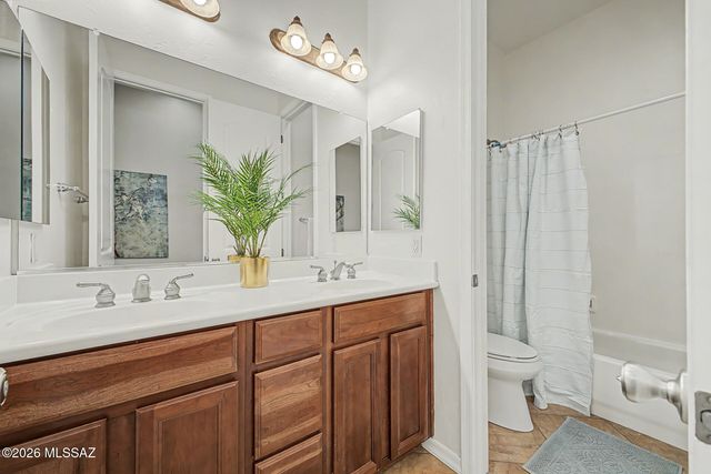 11937 N Prospect Point Place, Oro Valley, AZ 85737