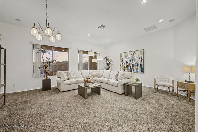11937 N Prospect Point Place, Oro Valley, AZ 85737