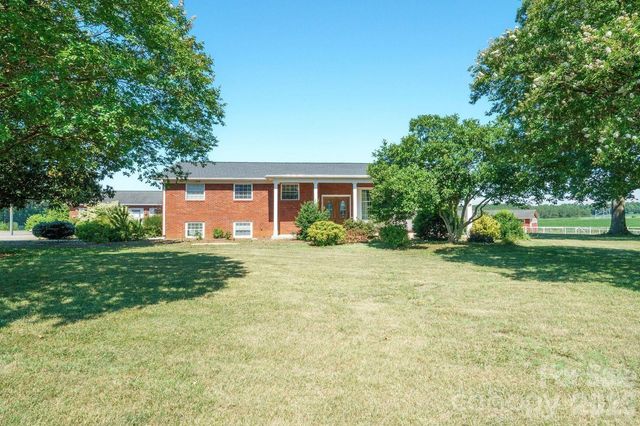 809 New Sterling Road, Stony Point, NC 28678
