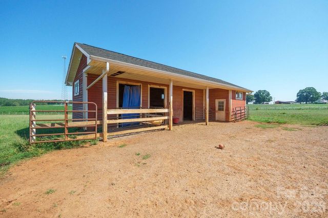 809 New Sterling Road, Stony Point, NC 28678