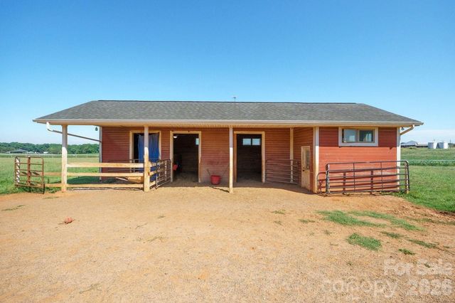809 New Sterling Road, Stony Point, NC 28678