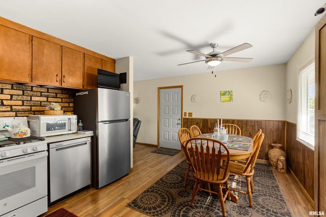 1320 VEERMAN Street, Pekin, IL 61554