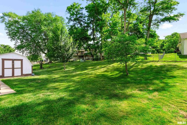 1320 VEERMAN Street, Pekin, IL 61554