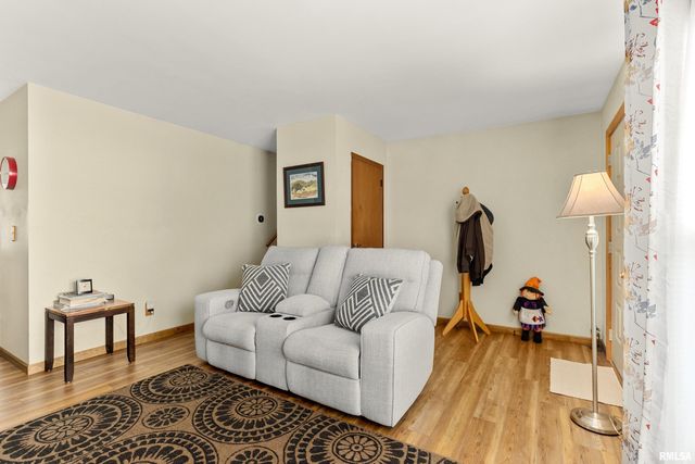 1320 VEERMAN Street, Pekin, IL 61554