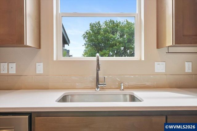 5304 NW Stardown Dr, Corvallis, OR 97330