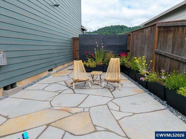 5304 NW Stardown Dr, Corvallis, OR 97330
