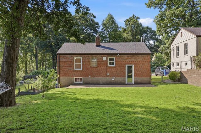 1027 Ferndale Avenue, Crestwood, MO 63126