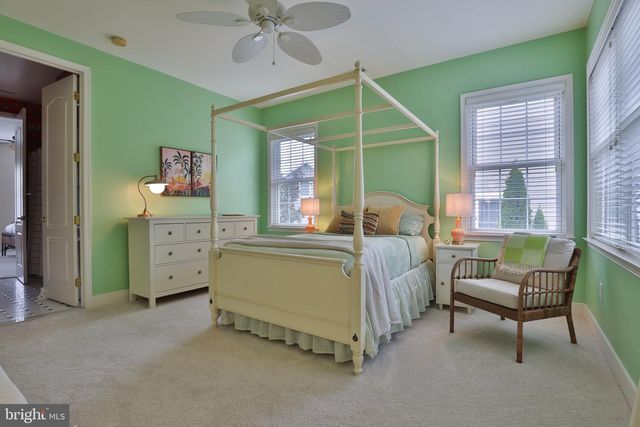 1114 WASHINGTONVILLE DR, Baltimore, MD 21210