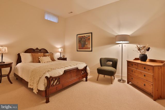 1114 WASHINGTONVILLE DR, Baltimore, MD 21210