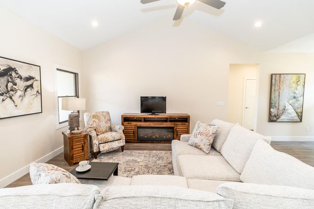 1025 Baker Road 1025 Baker Road, Versailles, OH 45380