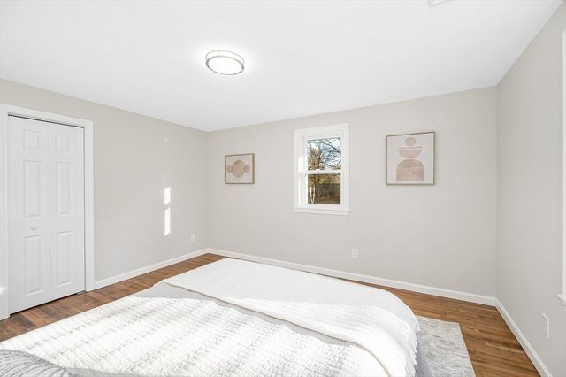 4 Melody Ln, Pelham, NH 03076