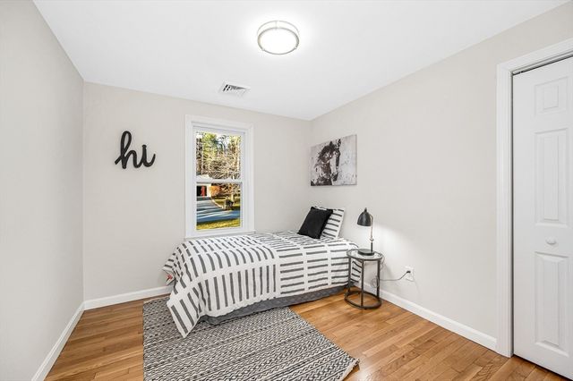 4 Melody Ln, Pelham, NH 03076