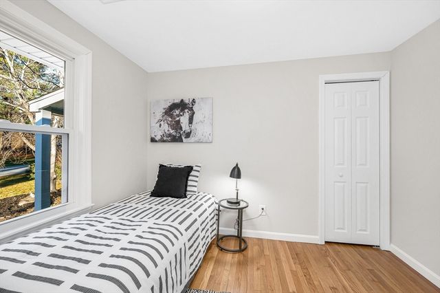 4 Melody Ln, Pelham, NH 03076