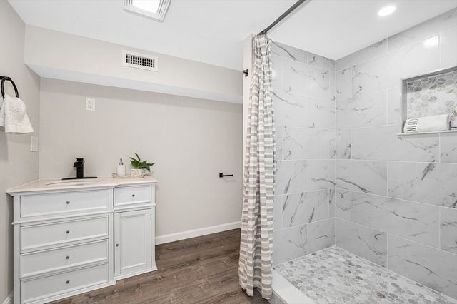 4 Melody Ln, Pelham, NH 03076