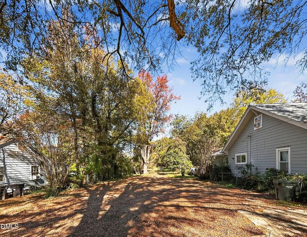 2711-A Ashe Street, Durham, NC 27703