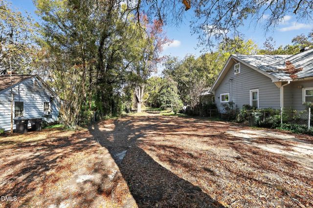 2711-A Ashe Street, Durham, NC 27703