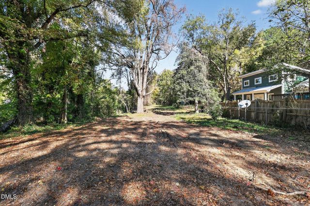 2711-A Ashe Street, Durham, NC 27703
