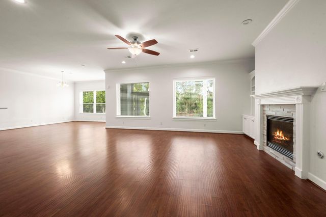 107 Island Blvd, Missouri City, TX 77459