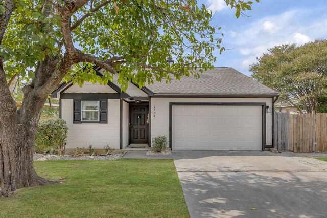 2104 Andover DR, Round Rock, TX 78664