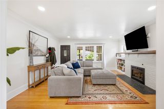 3729 Kingman Boulevard, Des Moines, IA 50311