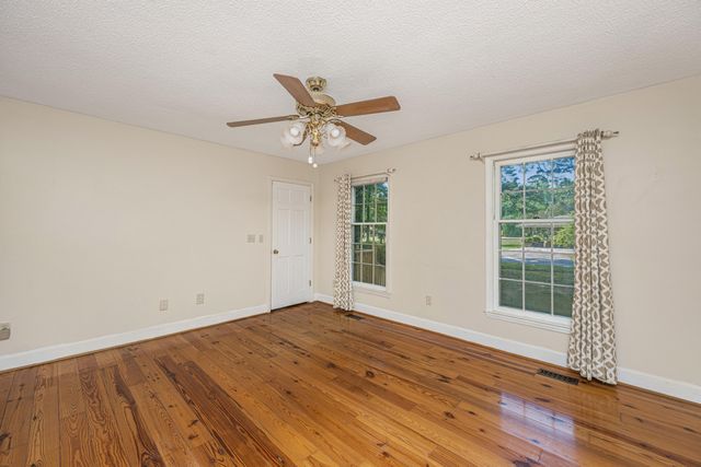 6228 Hollywood Drive, Hollywood, SC 29449