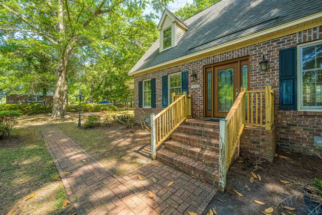 6228 Hollywood Drive, Hollywood, SC 29449