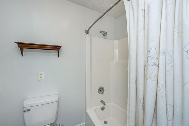 6228 Hollywood Drive, Hollywood, SC 29449