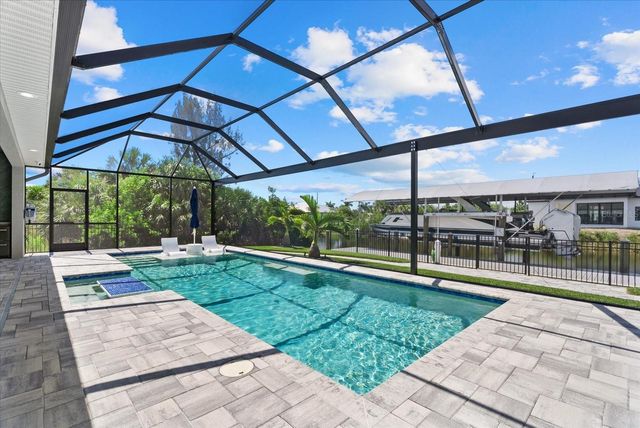 15672 LAKELAND CIRCLE, Port Charlotte, FL 33981