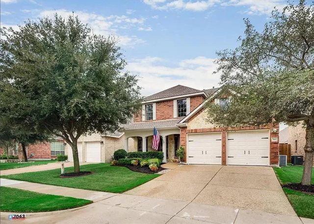 7043 Orion Drive, Grand Prairie, TX 75054