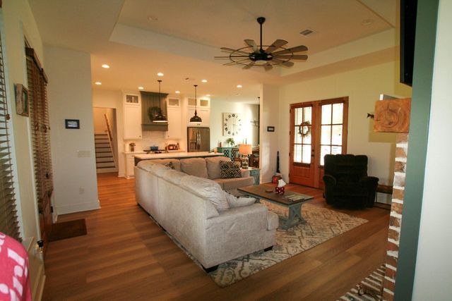 455 E Walton Road, Lumberton, TX 77657