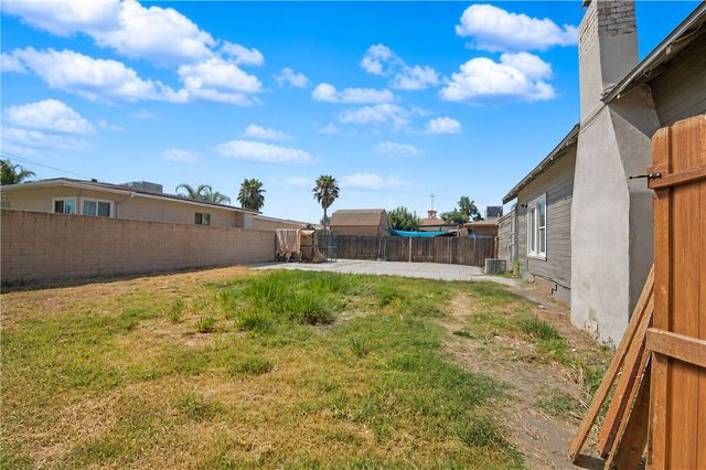 505 E Mayberry Avenue, Hemet, CA 92543