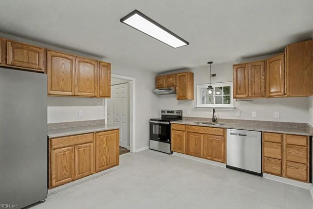 800 Brightley RD, Norfolk, VA 23509