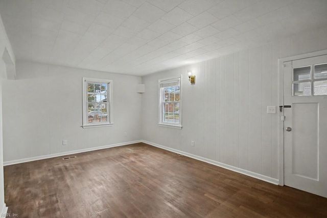 800 Brightley RD, Norfolk, VA 23509