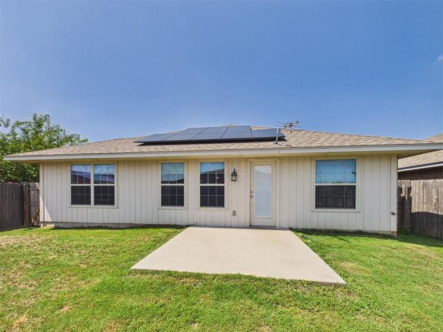 12500 Heritage Oaks Drive, Oklahoma City, OK 73120