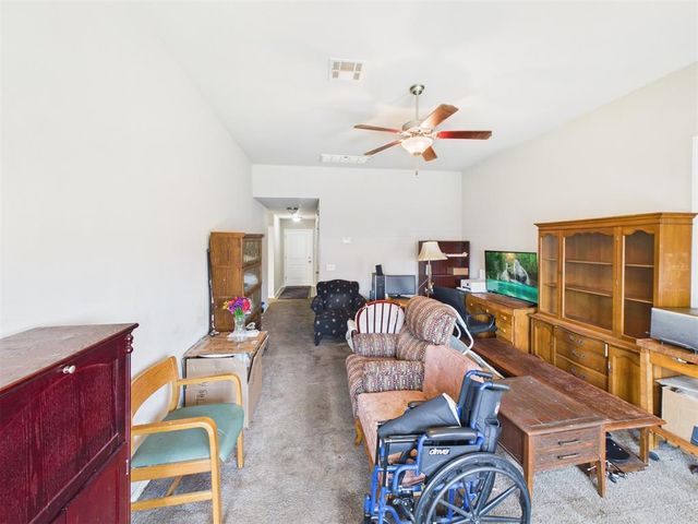 12500 Heritage Oaks Drive, Oklahoma City, OK 73120
