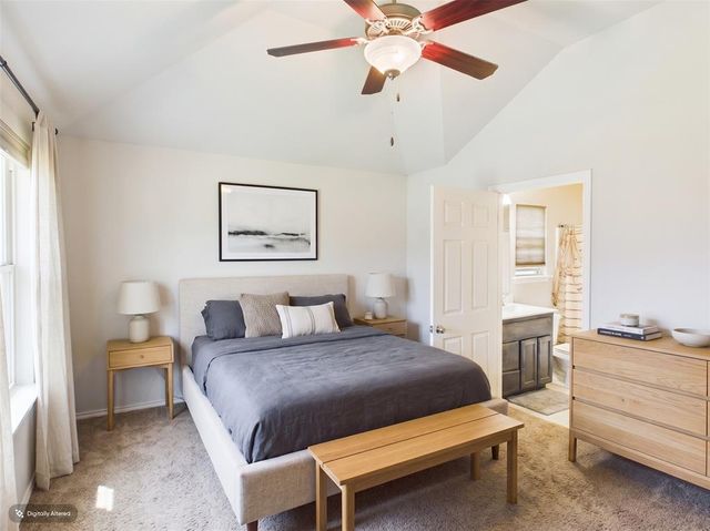 12500 Heritage Oaks Drive, Oklahoma City, OK 73120